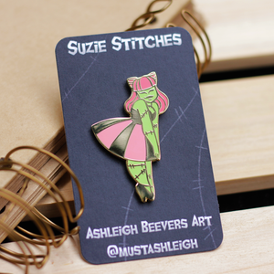 Suzie Stitches - Enamel Pin